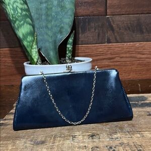 No Brand Tag Vintage Elegant Navy Blue Chain Clutch